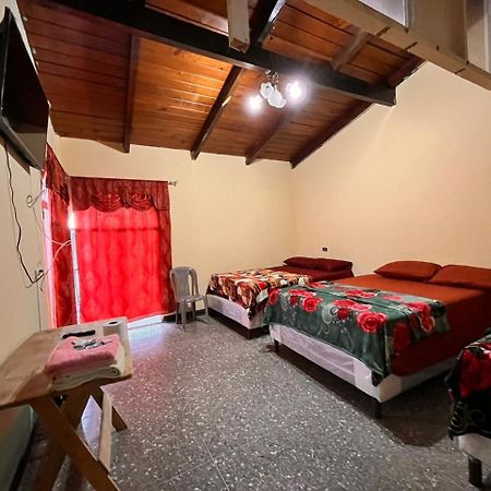 Hotel Canaan La Aurora Ville de Guatemala Extérieur photo
